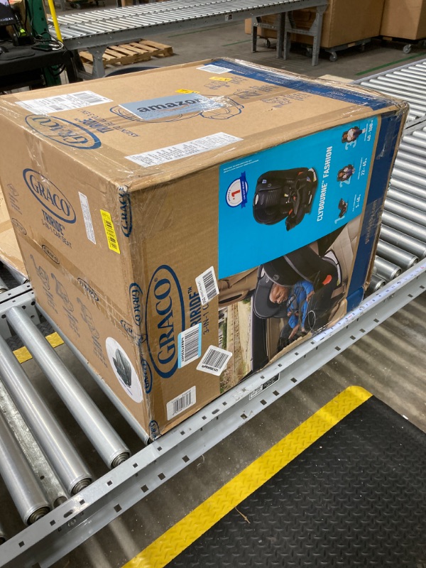 Photo 1 of Graco TriRide 3-in-1 Convertible Car Seat - Clybourne