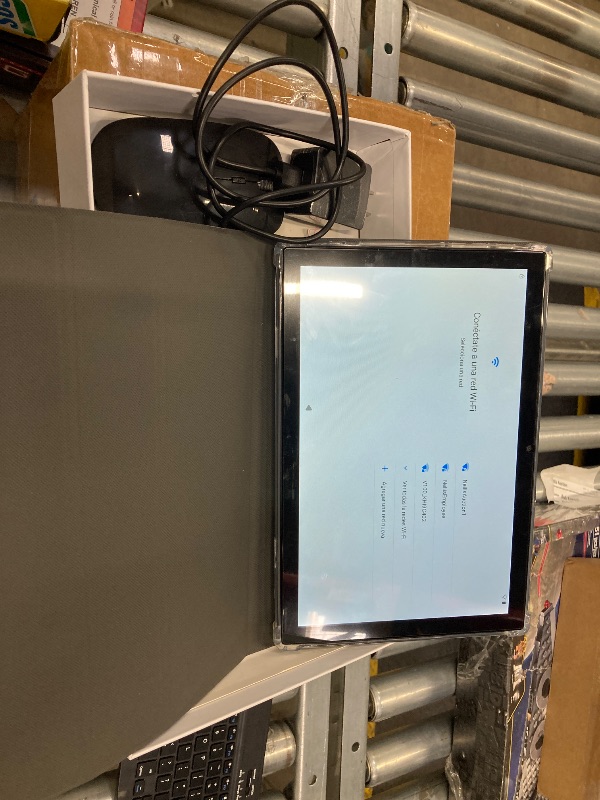 Photo 1 of ***(UNABLE TO ACCESS -SELLING AS IS)***
Tablet 10 Inch Tablet with Keyboard 5G WIFI Tablet Android 11 Quad Core Processor 1280x 800 IPS Tablet with 4GB RAM 64GB ROM/13MP+5MP Camera Bluetooth