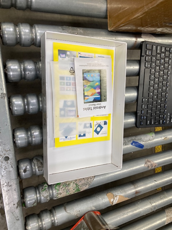 Photo 1 of ***(UNABLE TO ACCESS -SELLING AS IS)***
Tablet 10 Inch Tablet with Keyboard 5G WIFI Tablet Android 11 Quad Core Processor 1280x 800 IPS Tablet with 4GB RAM 64GB ROM/13MP+5MP Camera Bluetooth