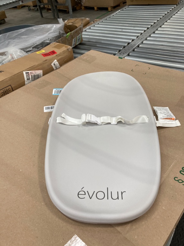 Photo 2 of 

Evolur Eva Baby Changing Pad in Ligt Gray, Soft and Breathable, Lightweight and Portable Changing Pad, Fits All Changing Table, Waterproof Firm Padding