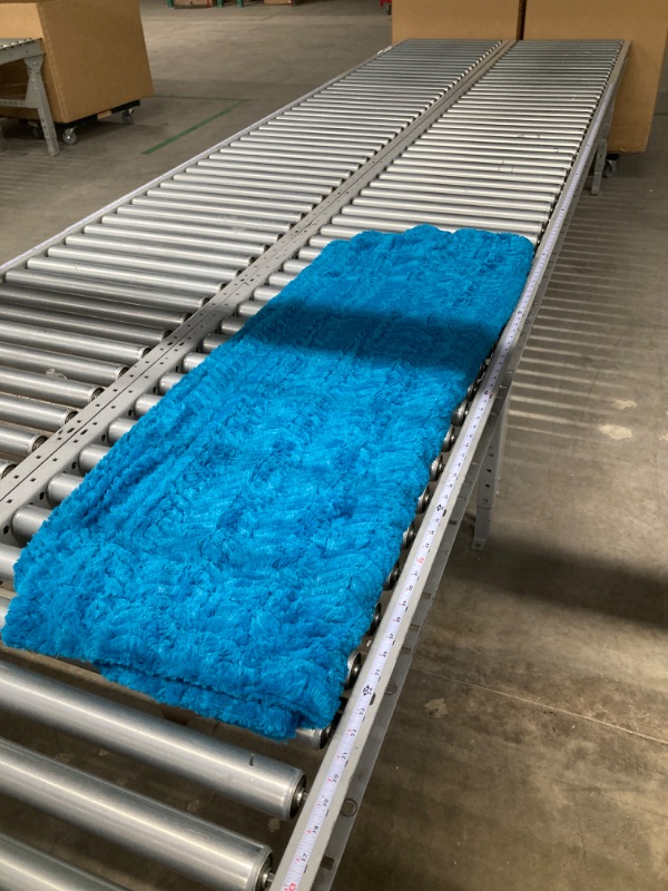 Photo 1 of YUSOKI Luxury Double Sided Faux Fur Throw Blanket(Without Pillows),Turquoise Soft Fuzzy Fluffy Cozy Blanket Aqua Plush Blanket for Couch Bed Sofa Women Teen Girls Gift(Teal,50" x 63")