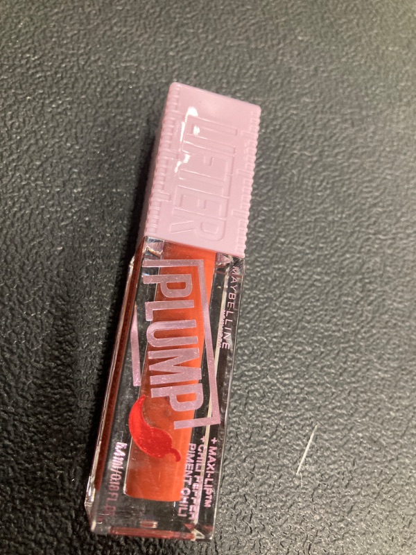 Photo 2 of MAYBELLINE Lifter Gloss Lifter Plump, Plumping Lip Gloss with Chili Pepper and 5% Maxi-Lip, Hot Chili, Terracotta Red Cream, 1 Count 6 HOT CHILI 0.18 Fl Oz (PACK OF 1)