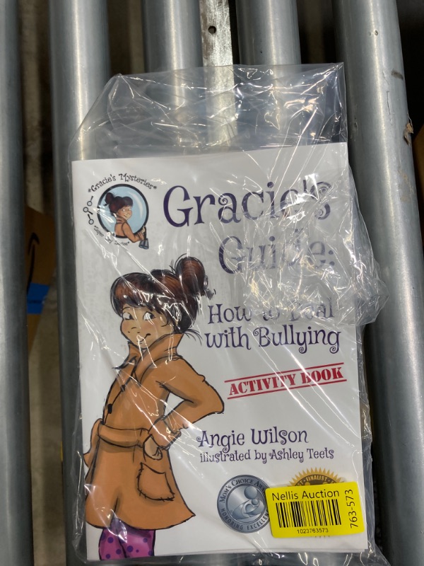 Photo 2 of * 6 packs* Gracie's Guide: How to Deal with Bullying (Mom's Choice Award Recipient)