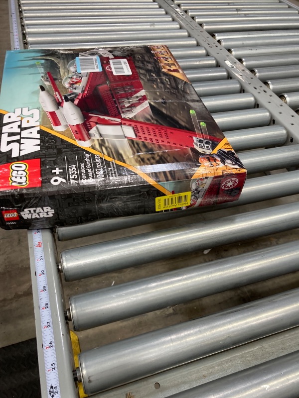 Photo 1 of LEGO Star Wars: The Clone Wars Coruscant Guard Gunship 75354 Buildable Toy for 9 Year Olds, Gift Idea Fans Including Chancellor Palpatine, Padme and 3 Trooper Minifigures https://a.co/d/ebJ0GVa
