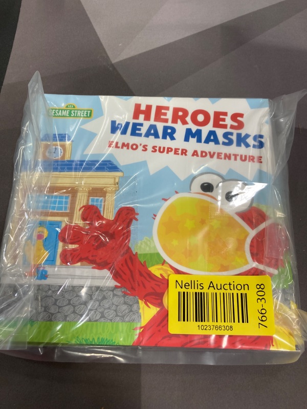 Photo 2 of Heroes Wear Masks (Sesame Street Scribbles) Paperback – Picture Book, September 15, 2020 - 4pk
