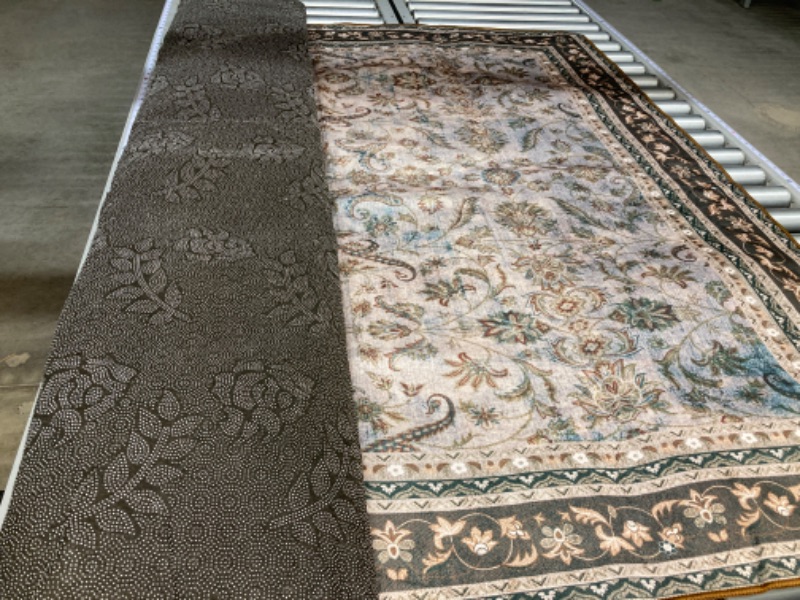 Photo 2 of 5x7 Vintage Bohemian Distressed Rug Oriental Floral Printed Rug Boho Chenille Soft Floor Cover for Living Room Bedroom Non-Slip Low Pile Washable Rug Foldable Thin Grayish Green
