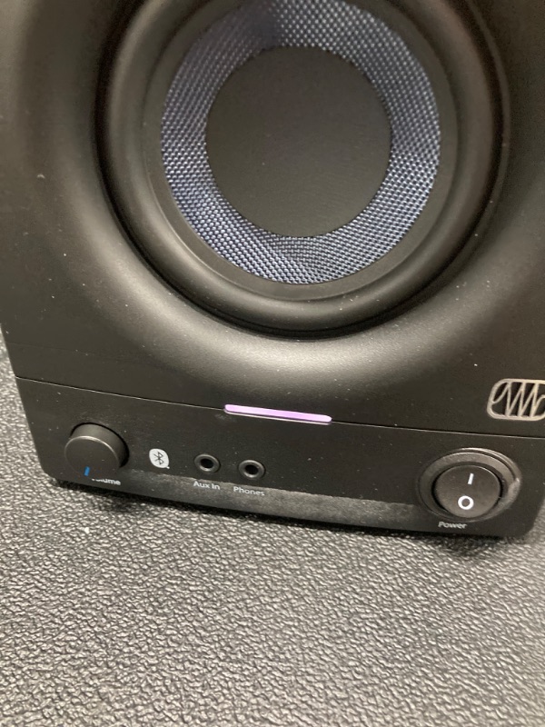 Photo 3 of ***LEFT SPEAKER CUTS OUT*** PreSonus Eris 3.5BT Bluetooth Studio Monitors, Pair — Powered, Active Monitor Speakers for Desktop, Turntable, Record Player, Bookshelf, DJ Speakers