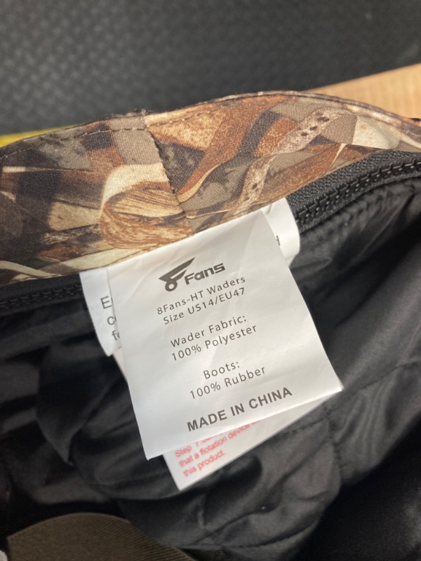 Photo 2 of 8 Fans Breathable Hunting Waders,1000G Insulation Boots with Removable Insulated Liner for Duck Hunting (Realtree Max5, 7-14) 14 Camo