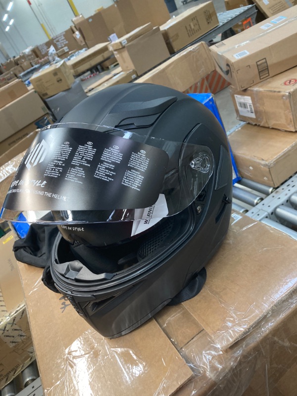 Photo 2 of ILM Motorcycle Dual Visor Flip up Modular Full Face Helmet DOT 6 Colors Model 902 MATTE BLACK - LED Large