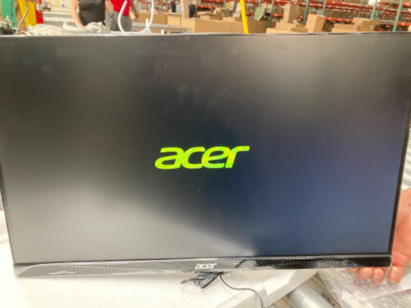 Photo 2 of Acer R240HY bidx 23.8-Inch IPS HDMI DVI VGA (1920 x 1080) Widescreen Monitor, Black Full HD USB Streaming 2MP Webcam with Digital Microphone With Webcam 23.8-inch IPS 60Hz