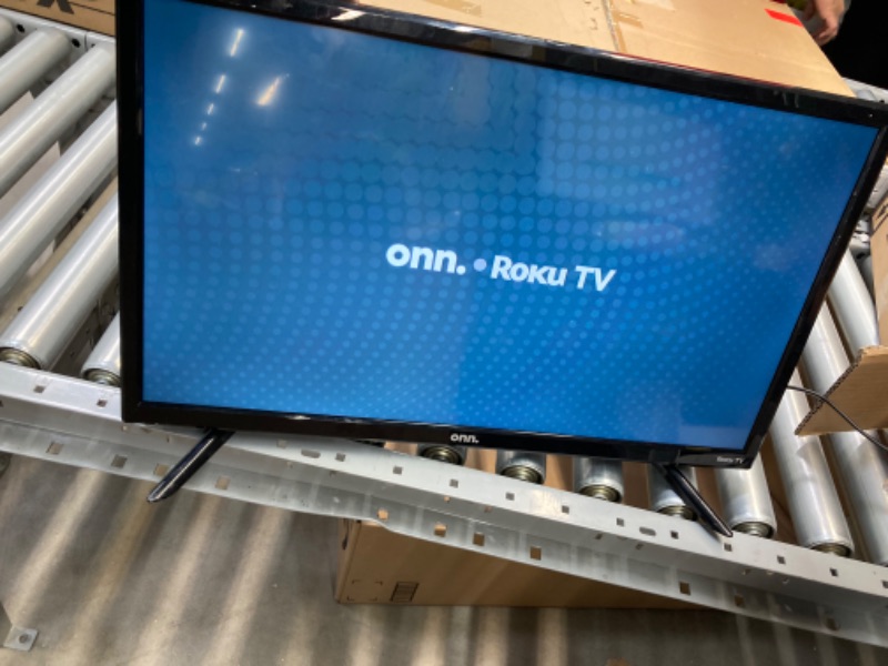 Photo 2 of ONN 24-INCH Class HD 720P LED Smart TV Compatible