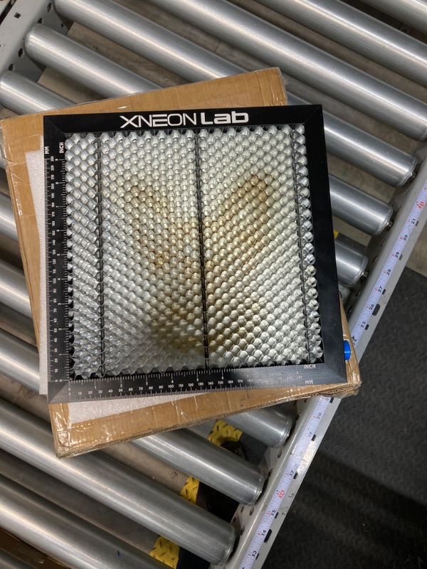 Photo 1 of Honeycomb Laser Bed - 500 × 500 × 22mm Working Table with Aluminum Panel for XTool D1 /D1 Pro and Most Engraver Cutting Machine,Engraver Machine Accessories for Smooth Cut