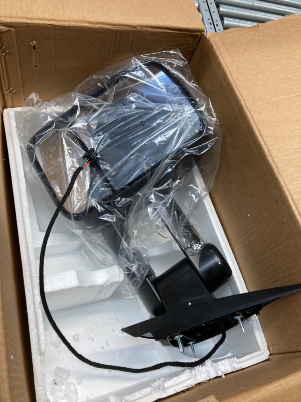 Photo 1 of AERDM New Pair Towing mirrors Set Power Tow Heated Telescoping with Arrow Signal Light Side Mirrors Fit Chevy/GMC/Cadillac Silverado Sierra Avalanche Suburban Tahoe Yukon XL Escalade EXT ESV