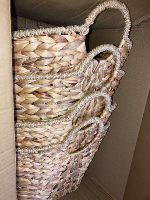 Photo 1 of 4 Pcs Seagrass Handmade Large Woven Storage Basket with Handles Natural Water Hyacinth Laundry Baskets Seagrass Laundry Hamper Wicker Blanket for Living Room Bathroom Dirty Clothes Toys Nursery