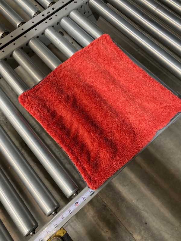 Photo 3 of [Dreadnought XL] Microfiber Car-Drying Towel, Superior Absorbency for Drying Cars, Trucks, and SUVs, Double-Twist Pile, One-Pass Vehicle-Drying Towel (20"x40", Red/Gray) 1-Pack