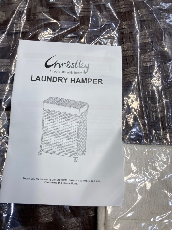 Photo 2 of Chrislley 53L Slim Handwoven Rattan Laundry Hamper with Lid Rolling Laundry Basket with Removable Liner Bags Foldable Hampers with Wheels?Brown?1023785181
1023785181
