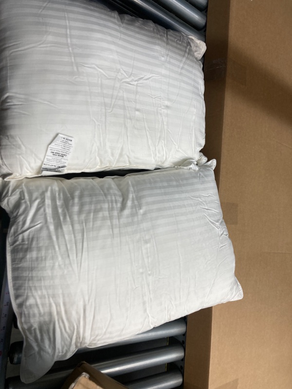 Photo 2 of Beckham Hotel Collection Bed Pillows for Sleeping - Queen Size, Set of 2 - Soft Allergy Friendly, Cooling, Luxury Gel Pillow for Back, Stomach or Side Sleepers