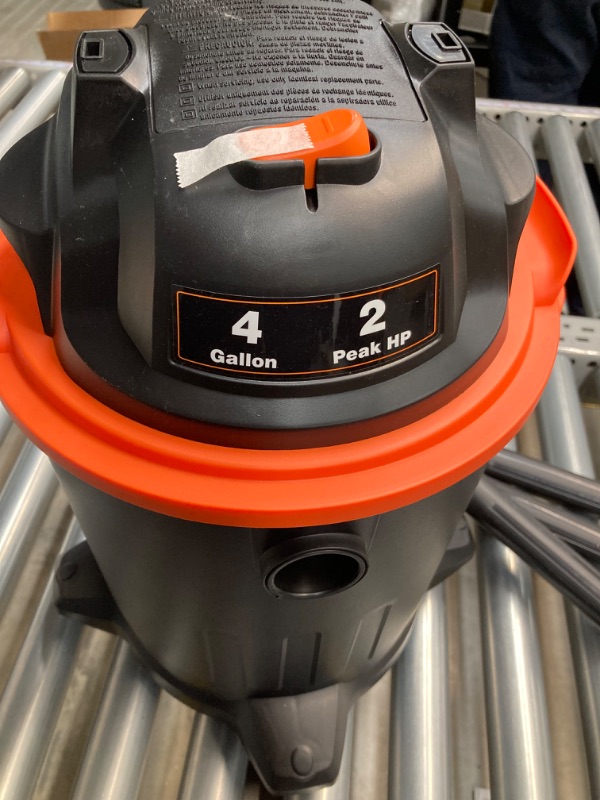 Photo 3 of Armor All VO405P 0901 4 Gallon Wet/Dry Vac 2.0 Peak HP Shop Vacuum with Nozzles & Brush,Black/Orange Style 1