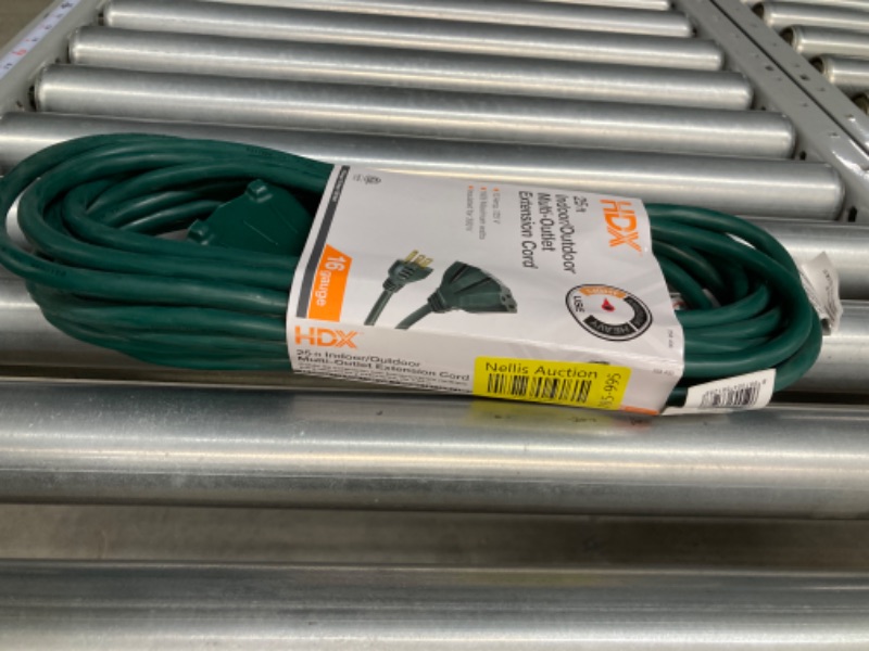 Photo 3 of 25ft Outdoor/Indoor Extension Cord