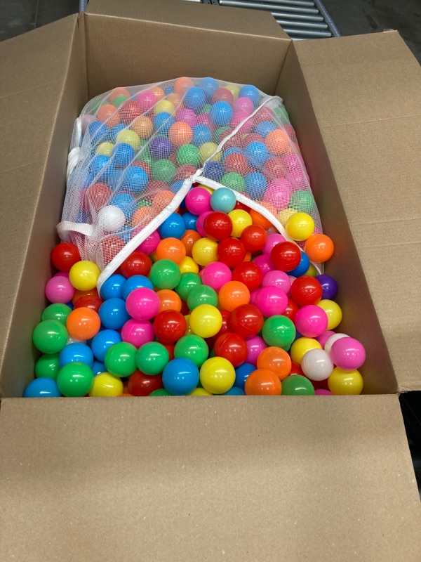 Photo 2 of Amazon Basics BPA Free Crush-Proof Plastic Ball Pit Balls with Storage Bag, Toddlers Kids 12+ Months, 6 Bright Colors - Pack of 1000 6 Bright Colors 1,000 Balls