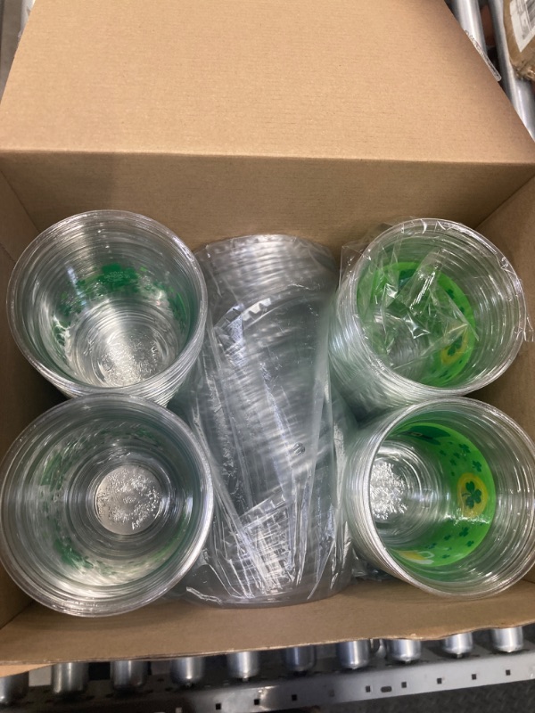 Photo 2 of 300 Pcs 12 oz St Patrick's Day Shamrock Cups with Lids and Straw Disposable Clear Plastic Cups Happy St Patrick's Day Party Cups Drinking Green Cups for Party Supply Beer Beverage Ice Cream (Fresh)