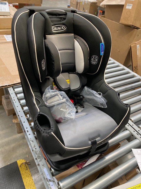 Photo 2 of Graco Extend2Fit 2-in-1 Convertible Car Seat, Gotham