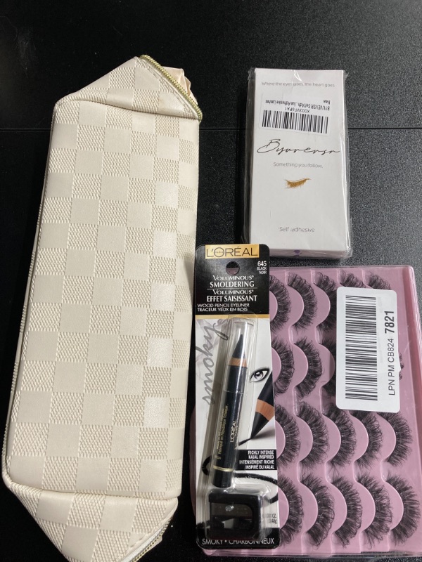 Photo 1 of 4 PIECE WOMENS BEAUTY BUNDLE!