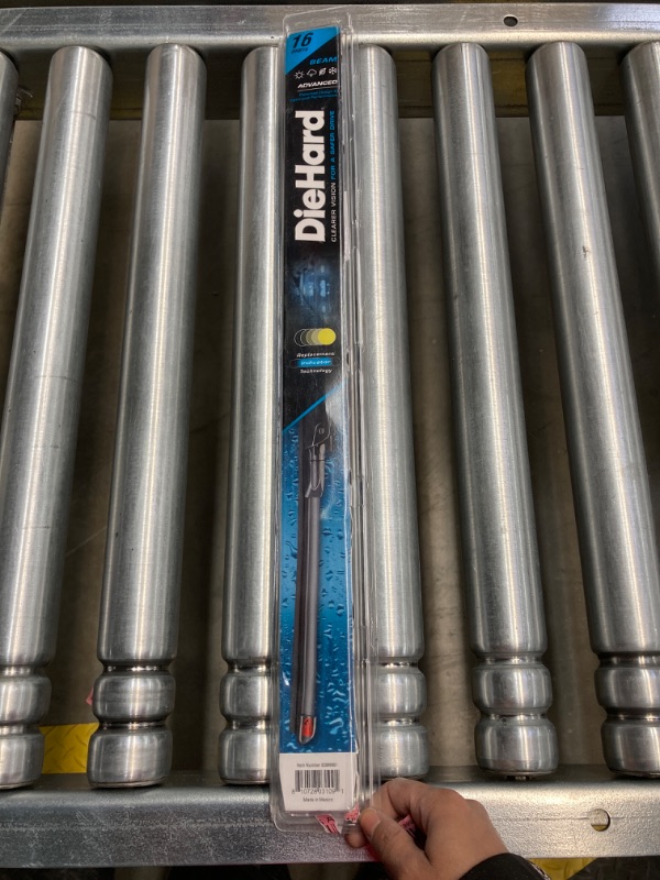 Photo 2 of DieHard 16" Premium All-Season and All-Weather Beam Windshield Wiper Blades 16" 1 Pack