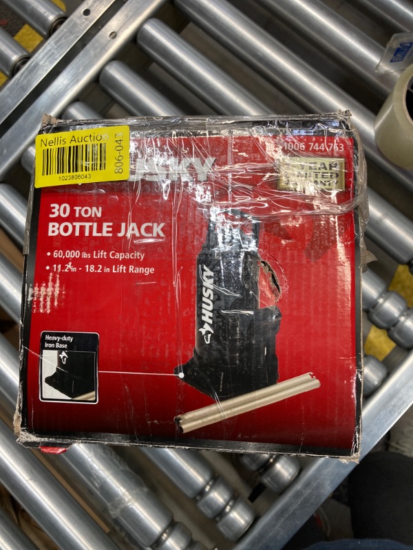 Photo 1 of 30-Ton Bottle Jack