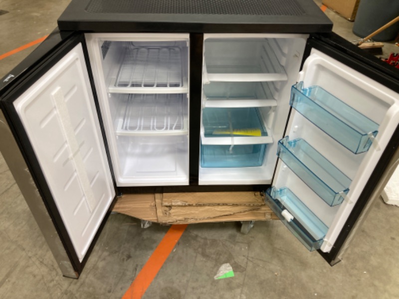 Photo 1 of Avanti RMS551SS Model RMS551SS-SIDE-BY-SIDE Refrigerator/Freezer, 33.5" x 31" x 23", Stainless Steel