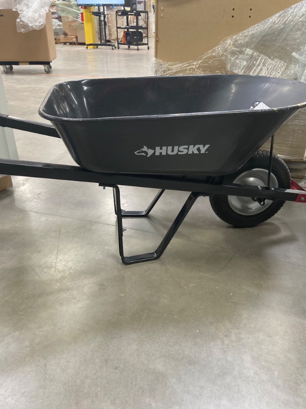 Photo 3 of Bon 28 908 Premium Contractor Grade Poly-Tray Single Wheel Wheelbarrow with Steel Handle and Ribbed Tire, 5-3/4 Cubic Feet