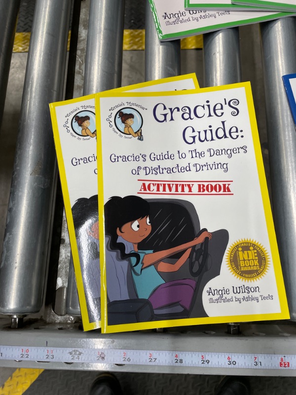 Photo 3 of (15 pack) Gracie’s Guide Book Bundle 