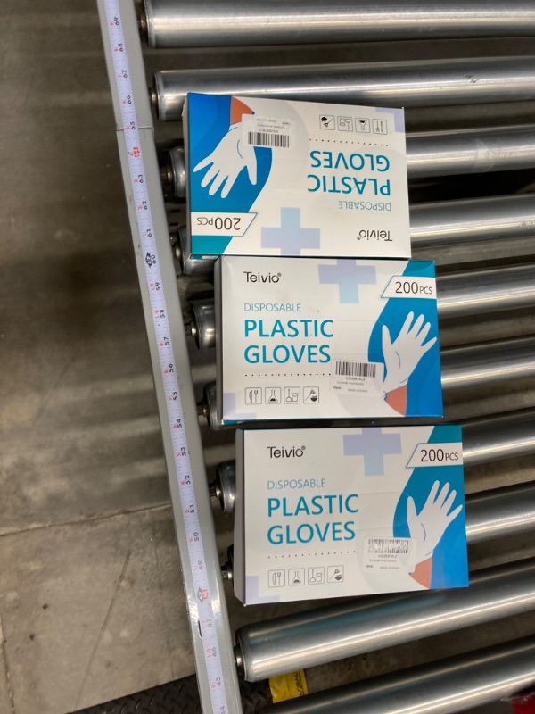 Photo 2 of  2 pack Teivio Disposable Gloves, Plastic Gloves for Kitchen Cooking Cleaning Food Handling