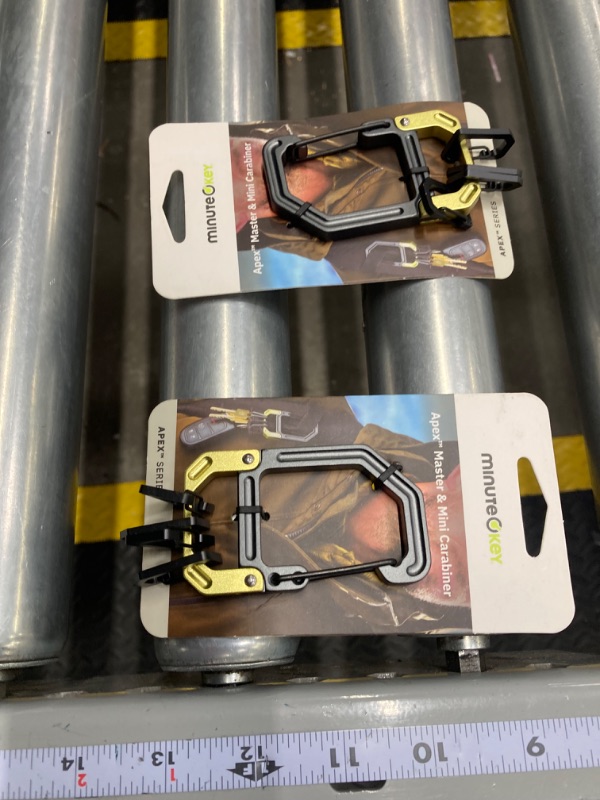 Photo 1 of 040520 Apex Aluminum Black & Gold Clip & Hook Carabiner Key Chain