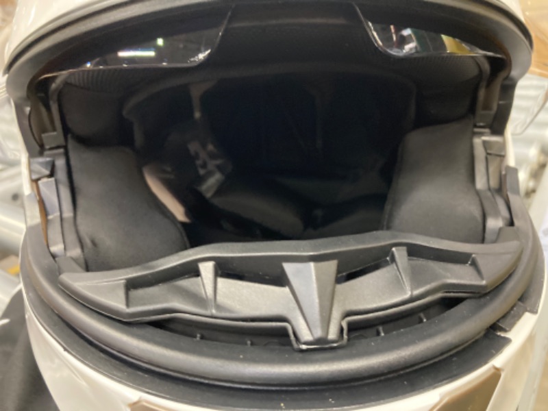 Photo 1 of Motorcycle Modular Full Face Helmet DOT Approved - YEMA YM-925 Motorbike Street Bike Racing Helmet with Sun Visor Medium White