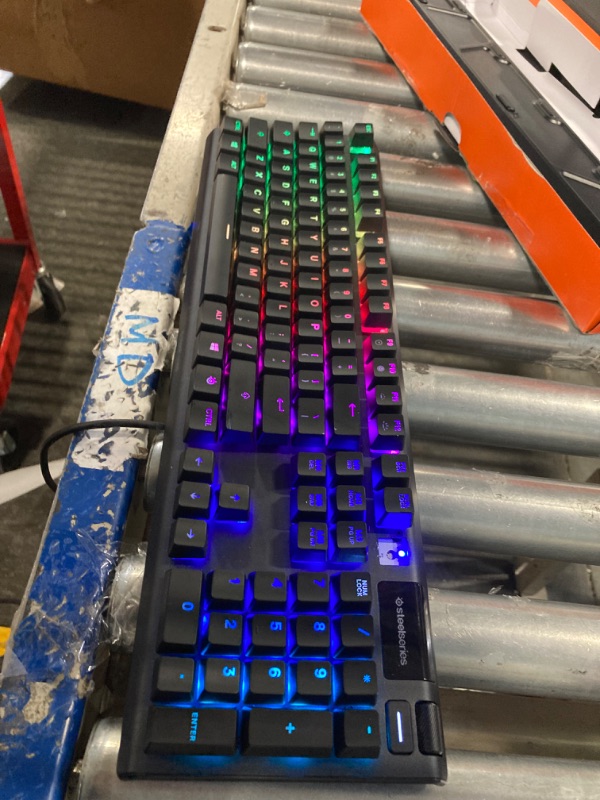 Photo 3 of SteelSeries Apex 5 Hybrid Mechanical Gaming Keyboard – Per-Key RGB Illumination – Aircraft Grade Aluminum Alloy Frame – OLED Smart Display (Hybrid Blue Switch) Hybrid Blue – Tactile & Clicky Apex 5