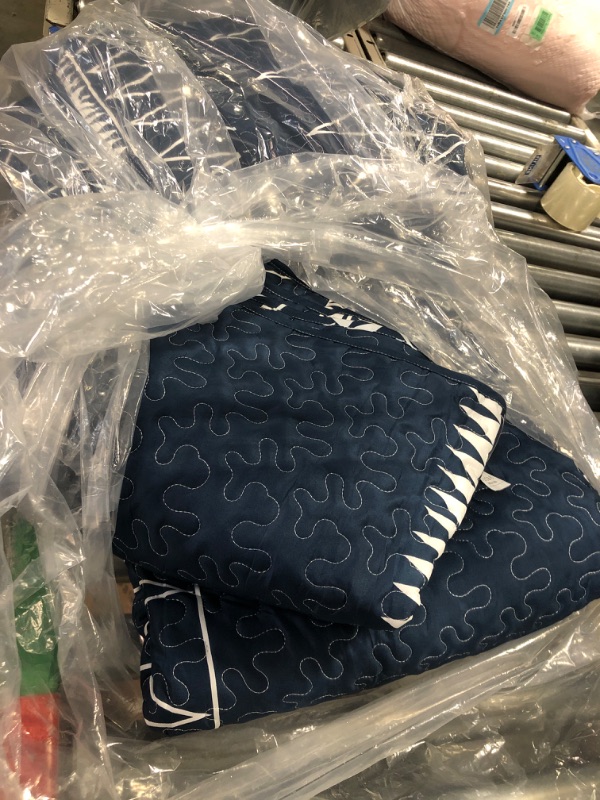 Photo 2 of "like new" Andency Navy Blue Quilt Set California King (112x104 Inch), 3 Pieces(1 Striped Triangle Printed Quilt and 2 Pillowcases), Bohemian Summer Lightweight Reversible Microfiber Bedspread Coverlet Sets 02 - Navy & Printed Pattern California King (112