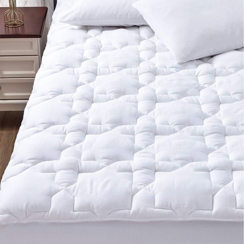 Photo 1 of  Queen Mattress Pad Cotton Deep Pocket Mattress Cover Non Slip Breathable and Soft Quilted Fitted Mattress Topper Up to 18" Thick Pillowtop 450GSM Bed Mattress Pad White