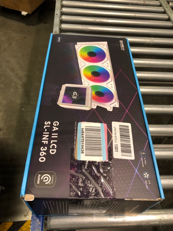 Photo 1 of Lian Li Galahad II LCD 360 AIO CPU Liquid Cooler with SL Infinity Fans White - GA2ALCD36INW.US LCD 360mm AIO with SL Infinity fan White