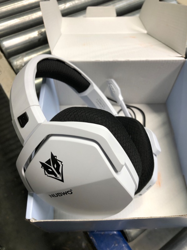 Photo 4 of NUBWO G06 Wireless Gaming Headset with Microphone for PS5, PS4, PC, Wireless Controller & Switch, Gaming Headphones with Three Connection Modes (White)