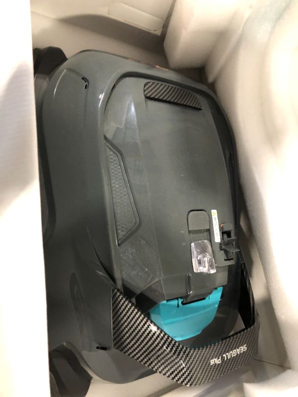 Photo 6 of ***USED*** 
AIPER Seagull SE Cordless Robotic Pool Cleaner, Pool Vacuum Lasts 90 Mins, LED Indicator, Self-Parking, Ideal for Flat Pools up to 30 Feet in Length- Gray