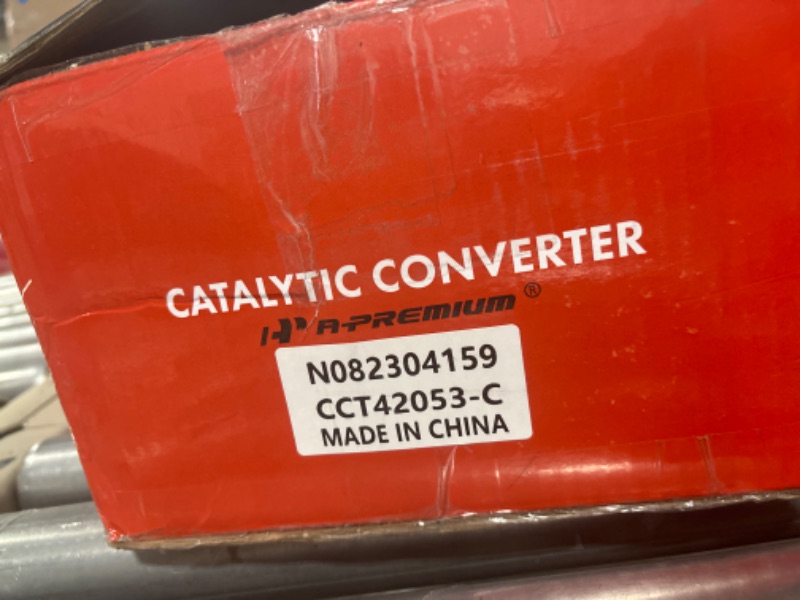 Photo 4 of Catalytic Converter Universal 2 Inch Inlet/Outlet Cat Converter with O2 Port and Heat Shield (EPA Compliant)