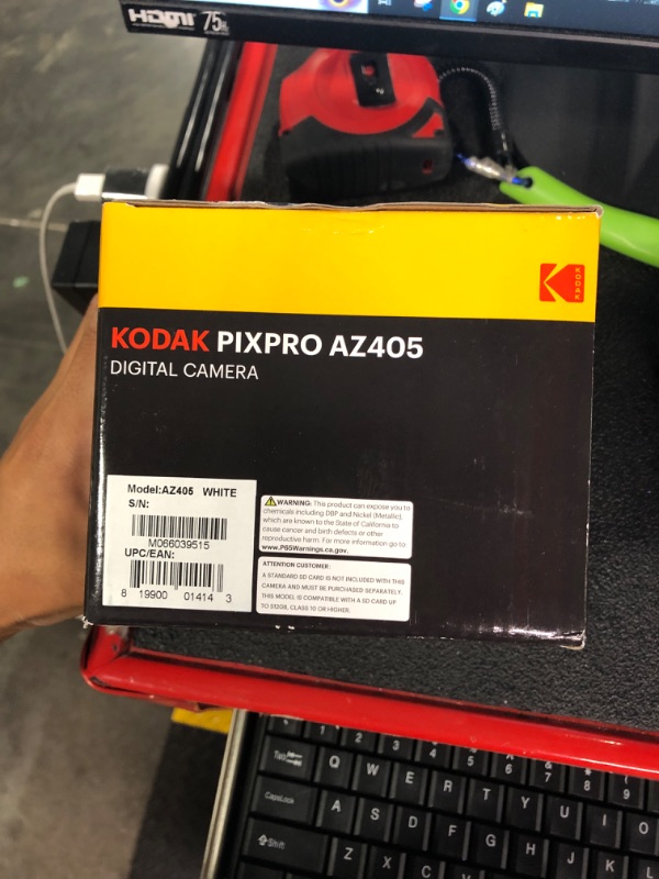 Photo 5 of KODAK PIXPRO AZ405-WH 20MP Digital Camera 40X Optical Zoom 24mm Wide Angle Lens Optical Image Stabilization 1080P Full HD Video 3" LCD Vlogging Camera (White)