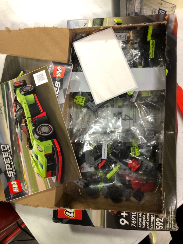 Photo 3 of LEGO Speed Champions Aston Martin Valkyrie AMR Pro & Vantage GT3 2 76910 Race Car Toys, Collectible Cars Models Set, 2022 Collection