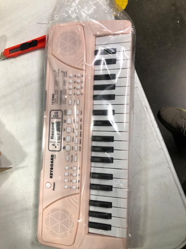 Photo 1 of M SANMERSEN Kids Piano Keyboard with Microphone 37 Keys Portable Electronic Keyboards for Beginners Musical Toy for 3/4/5/6 Year Old Girls Boys, Pink***AS IS / NO RETURNS -  FINAL SALE***
