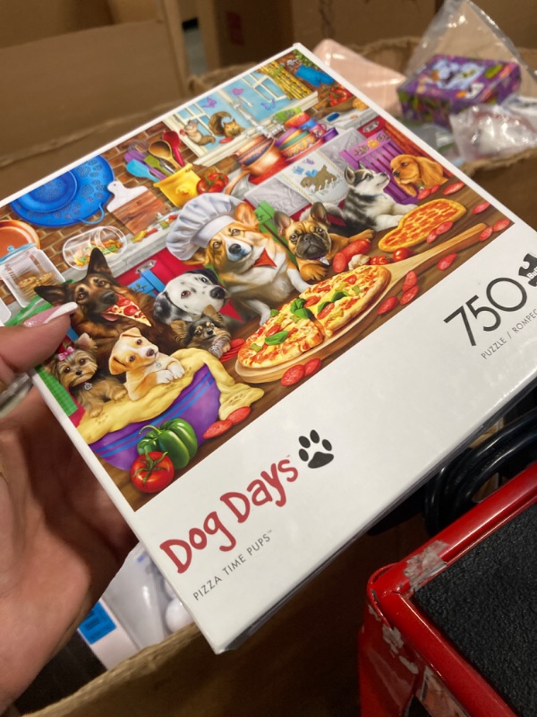 Photo 1 of Buffalo Games - Pizza Time Pups - 750 Piece Jigsaw Puzzle