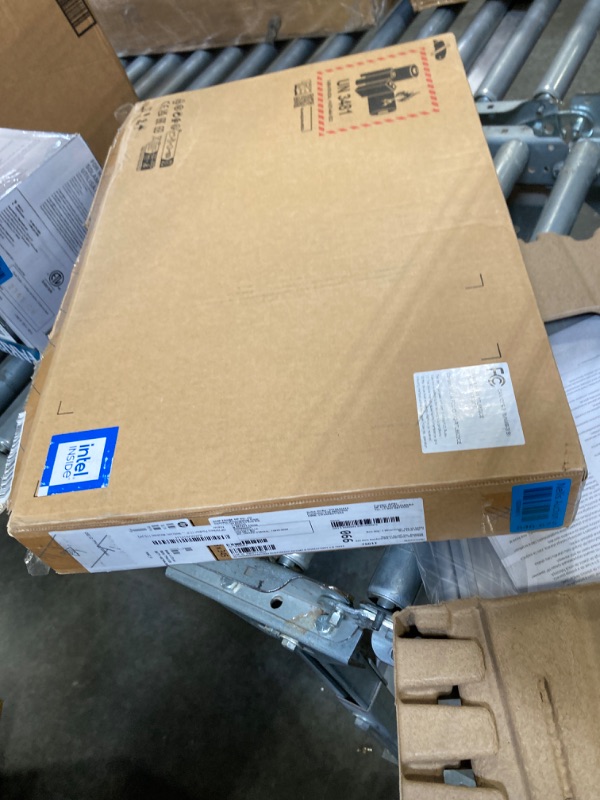 Photo 1 of HP Laptop, 15.6" FHD, Intel Core i3-1215U Processor, 16GB RAM, 1TB SSD, Wi-Fi, Bluetooth, Type-C, HDMI, Webcam, SD Card Reader, Fingerprint Reader,...
