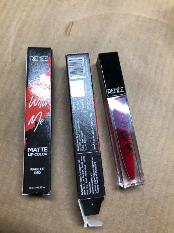 Photo 3 of  2 pcs Renee Cosmetics Stay With Me Matte Lip Color – Rage Of Red 5 ML
