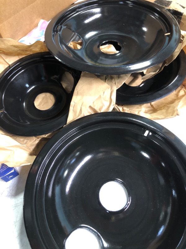 Photo 1 of 4 Pack Black Cooktop Drip Pans, Compatible with GE Hotpoint Stove. Include 2 Pcs 6'' Range Replacement Drip Pans and 2 Pcs 8 '' Burner Drip Pans for Electric Stove Top