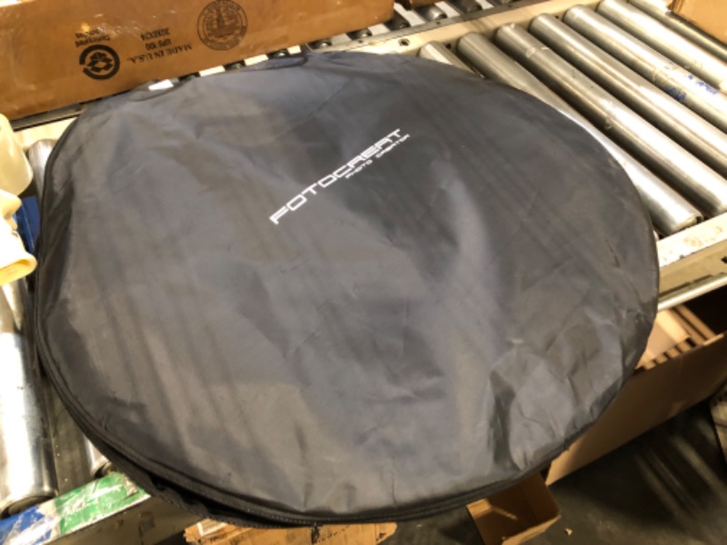 Photo 1 of FOTOCREAT Portable 5-in-1 Oval 60”X80”/150X200cm Reflector Translucent Professional Collapsible Multi-Disc Light Reflector with Handles Silver, Black, Gold, White Surface for Photography Photo Studio 60”×80”(150×200cm) 5 in 1 Oval